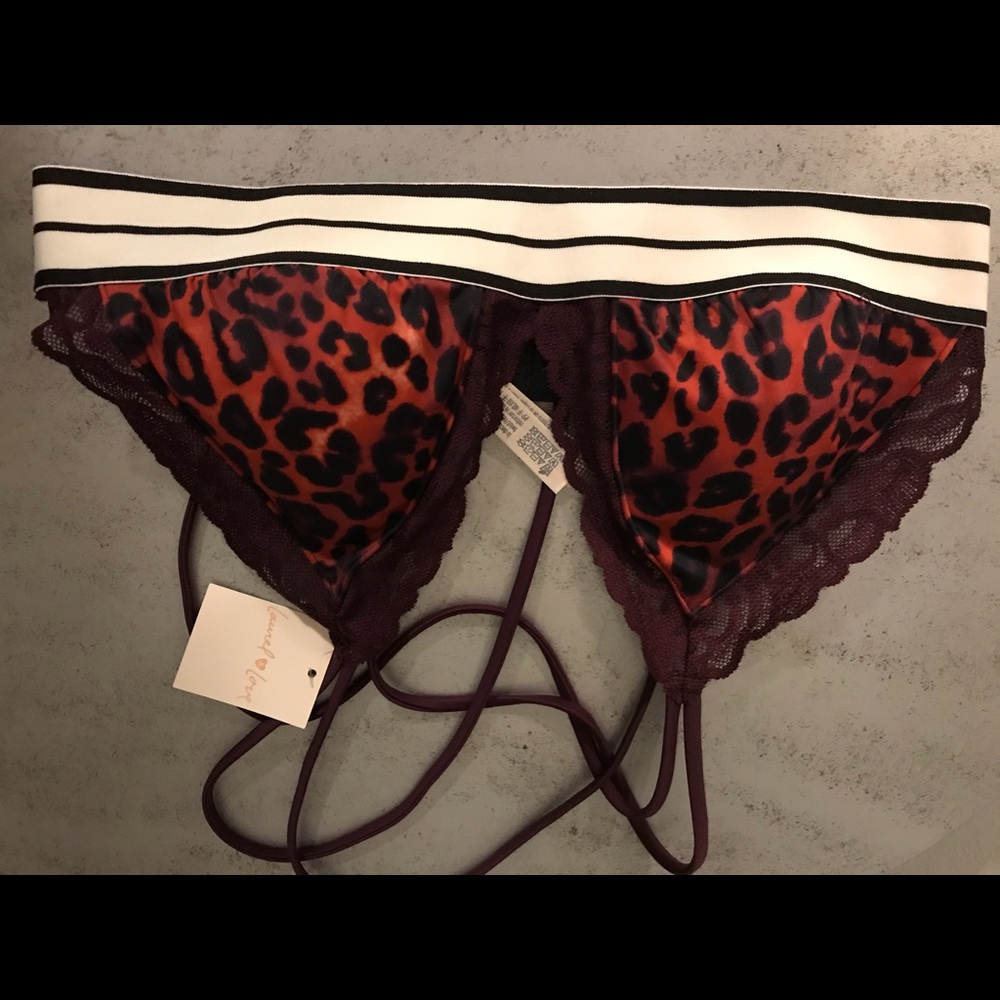 Victoria’s Secret Laurel Love Bra Small NWT